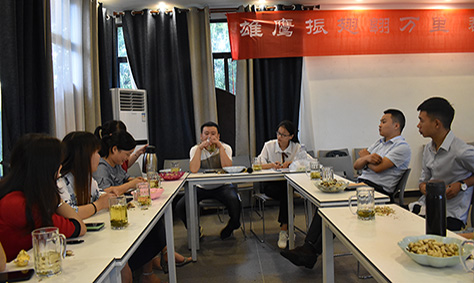 四川斯庫爾年中茶話會(huì)——以心迎新，攜手同行